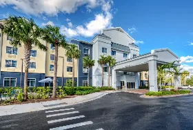Photograph of Fairfield Inn & Suites, Naples
