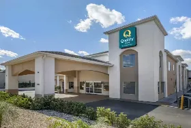 Photograph of Quality Inn, Zephyrhills