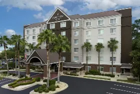Photograph of Country Inn & Suites, Gainesville