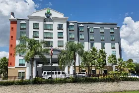 Photograph of Holiday Inn Express, Orlando