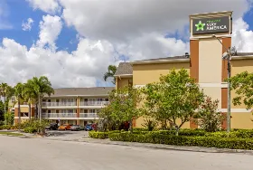 Photograph of Extended Stay America Suites, Fort Lauderdale