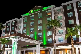 Photograph of Holiday Inn & Suites Lake City, Lake City