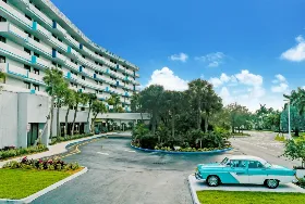 Photograph of Chateau Mar Golf Resort, Lauderhill