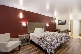 Photograph of Red Roof Inn, Crestview