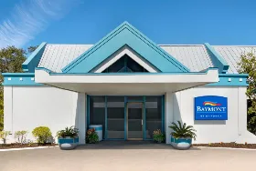 Photograph of Baymont by Wyndham, Daytona Beach