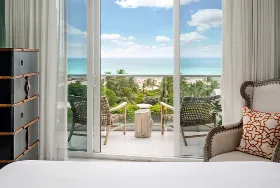 Photograph of Nautilus Sonesta Miami Beach, Miami Beach