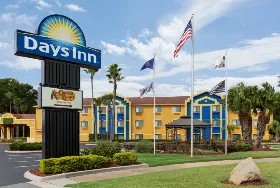 Photograph of Days Inn, Orange Park