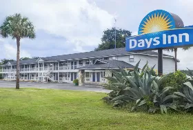 Photograph of Days Inn, Madison