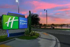 Photograph of Holiday Inn Express, Jacksonville