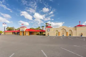 Photograph of Howard Johnson, Lakeland