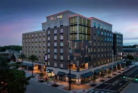 Photograph of Hilton Garden Inn, Orlando