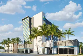 Photograph of Tru By Hilton, Dania Beach