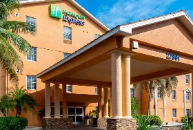 Photograph of Holiday Inn Express, Bonita Springs