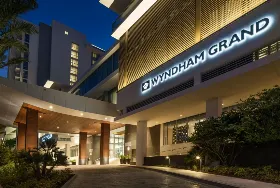 Photograph of Wyndham Grand Clearwater Beach, Clearwater