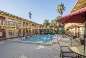 Photograph of Red Roof Inn, Saint Petersburg
