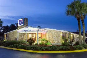 Photograph of Knights Inn, Punta Gorda
