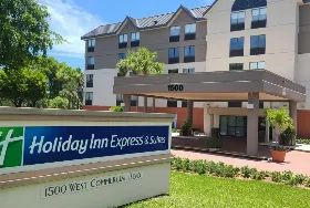 Photograph of Holiday Inn Express, Fort Lauderdale