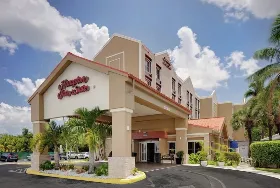 Photograph of Hampton Inn, Hollywood