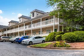 Photograph of HomeTowne Studios, Lawrenceville