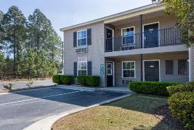 Photograph of Studio 6, Statesboro