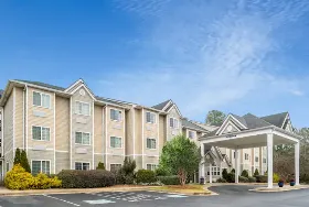 Photograph of Microtel Inn & Suites, Columbus
