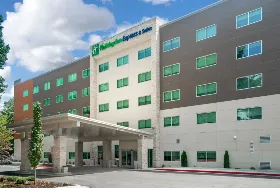Photograph of Holiday Inn Express, Hapeville
