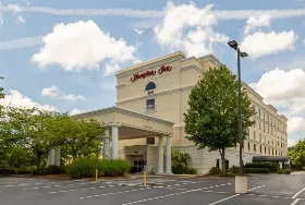 Photograph of Hampton Inn, Lawrenceville