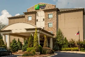 Photograph of Holiday Inn Express, Fairburn