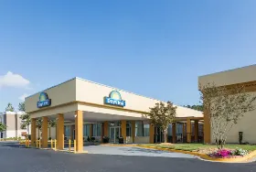 Photograph of Days Inn, Madison