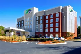 Photograph of Holiday Inn Express, Duluth