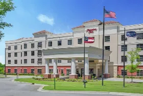 Photograph of Hampton Inn, Columbus