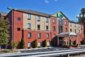 Photograph of Holiday Inn Express, Decatur