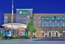 Photograph of Holiday Inn Macon North, Macon