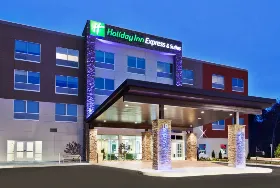 Photograph of Holiday Inn Express, Cartersville