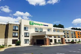 Photograph of Holiday Inn Express, Madison