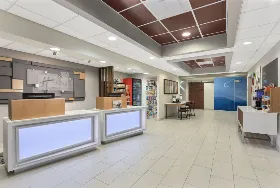 Photograph of Holiday Inn Express, Byron