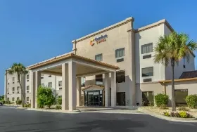 Photograph of Comfort Suites, Warner Robins