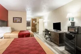 Photograph of Country Hearth Inn, Perry