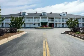 Photograph of Quality Inn, Waynesboro