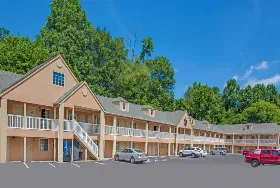 Photograph of Days Inn by Wyndham Canton, Canton