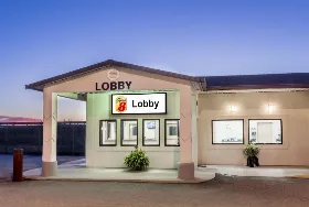 Photograph of Super 8, Adel