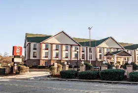 Photograph of Red Roof PLUS+ & Suites, College Park