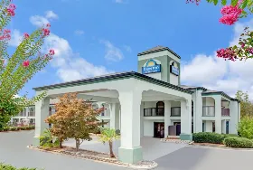 Photograph of Days Inn, Stockbridge