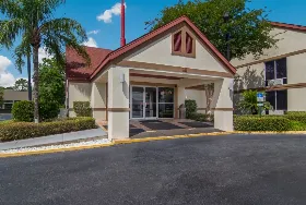 Photograph of Red Roof Inn & Suites, Brunswick