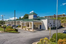 Photograph of Rodeway Inn, Macon