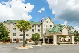 Photograph of Country Inn & Suites, Macon