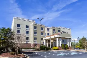 Photograph of Comfort Suites, Forsyth