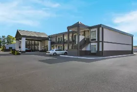 Photograph of Rodeway Inn, Commerce