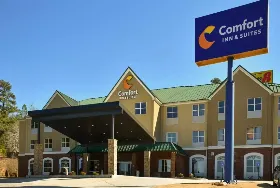 Photograph of Comfort Inn & Suites Cartersville -  Emerson Lake Point, Cartersville