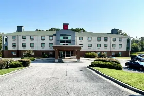 Photograph of Ramada by Wyndham, Lithia Springs